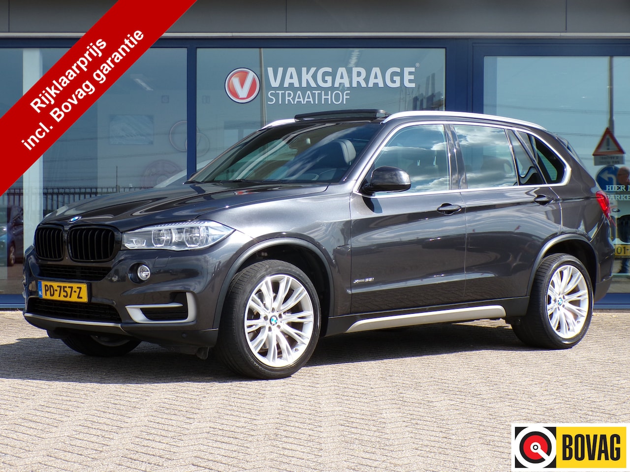 BMW X5 - xDrive35i High Executive, Trekhaak / Soft-Close / Harman Kardon / Elektr. Schuifdak / Full - AutoWereld.nl