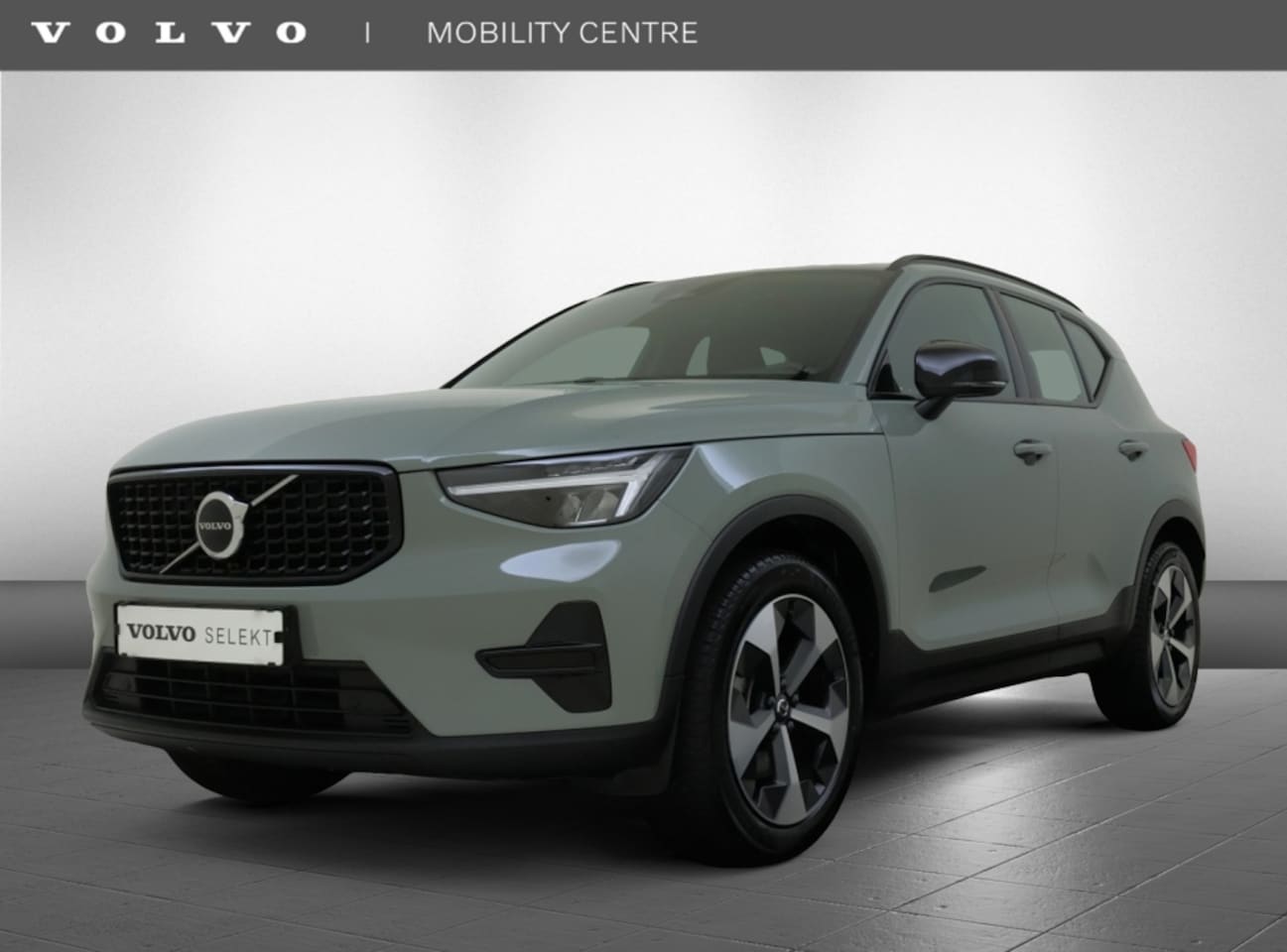 Volvo XC40 - 2.0 B4 Plus Dark | Trekhaak | H&K Audio | All-Seasonbanden | - AutoWereld.nl