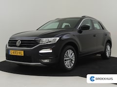 Volkswagen T-Roc - 1.0 TSI Style 111 PK Apple Carplay Android Auto | Navigatie | DAB | Adaptief cruise contro