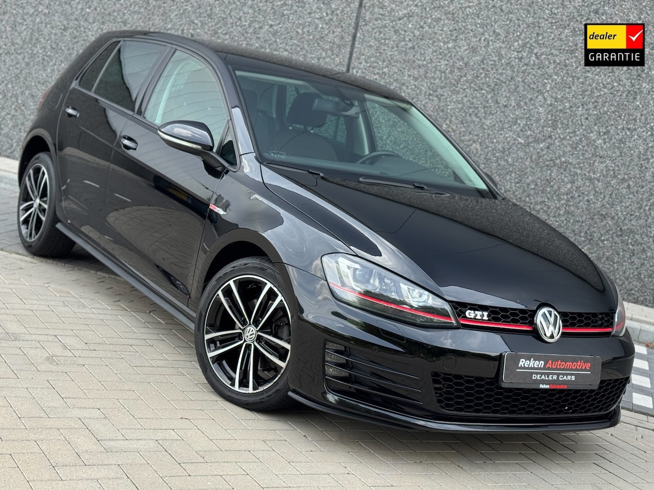 Volkswagen Golf - 1.4 TSI GTI DSG Navi Alcantara Clima Cruise - AutoWereld.nl