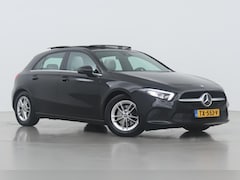 Mercedes-Benz A-klasse - 200 Business Solution Plus Upgrade | Panoramadak | Trekhaak | Camera | DAB | Apple Carplay
