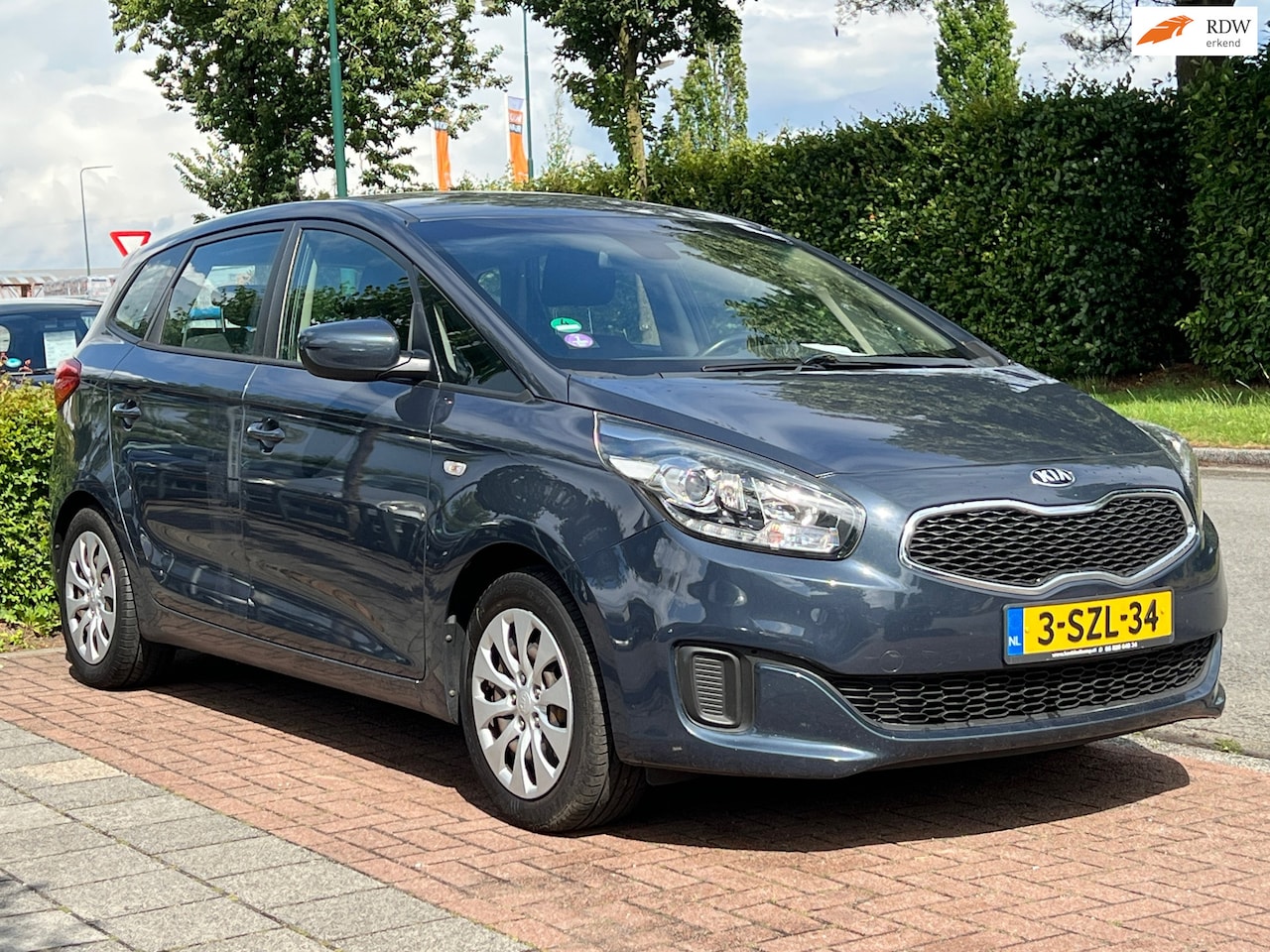 Kia Carens - 1.6GDi Comfort *7Pers. | APK 07-2026! | RUIME AUTO - AutoWereld.nl