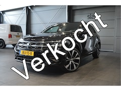 Volkswagen T-Roc - 1.5 TSI R-Line Black Style navi camera led Beats 19 inch