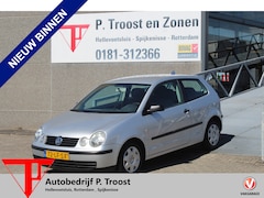 Volkswagen Polo - 1.2-12V *Meeneemprijs* Apk tm 04-26/Apple carplay/Bluetooth/Radio-CD speler
