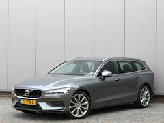 Volvo V60 - T5 Momentum 12 MND garantie Leer / Trekhaak / Navi / Stuurverwarming