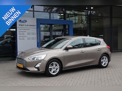 Ford Focus - 125PK TITANIUM BUSINESS ANDROID/APPLE AFN. TREKHAAK NAVI P-SENSOREN AIRCO LM-VELGEN