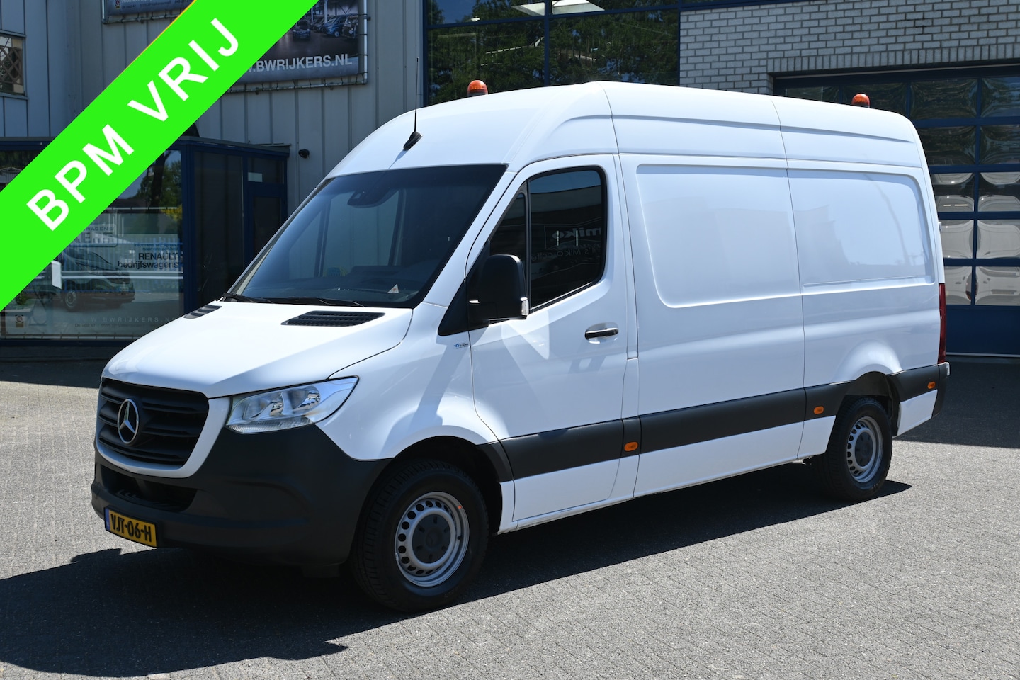 Mercedes-Benz Sprinter - 315 CDI L2H2 3500 KG trekhaak, Navigatie met camera - AutoWereld.nl