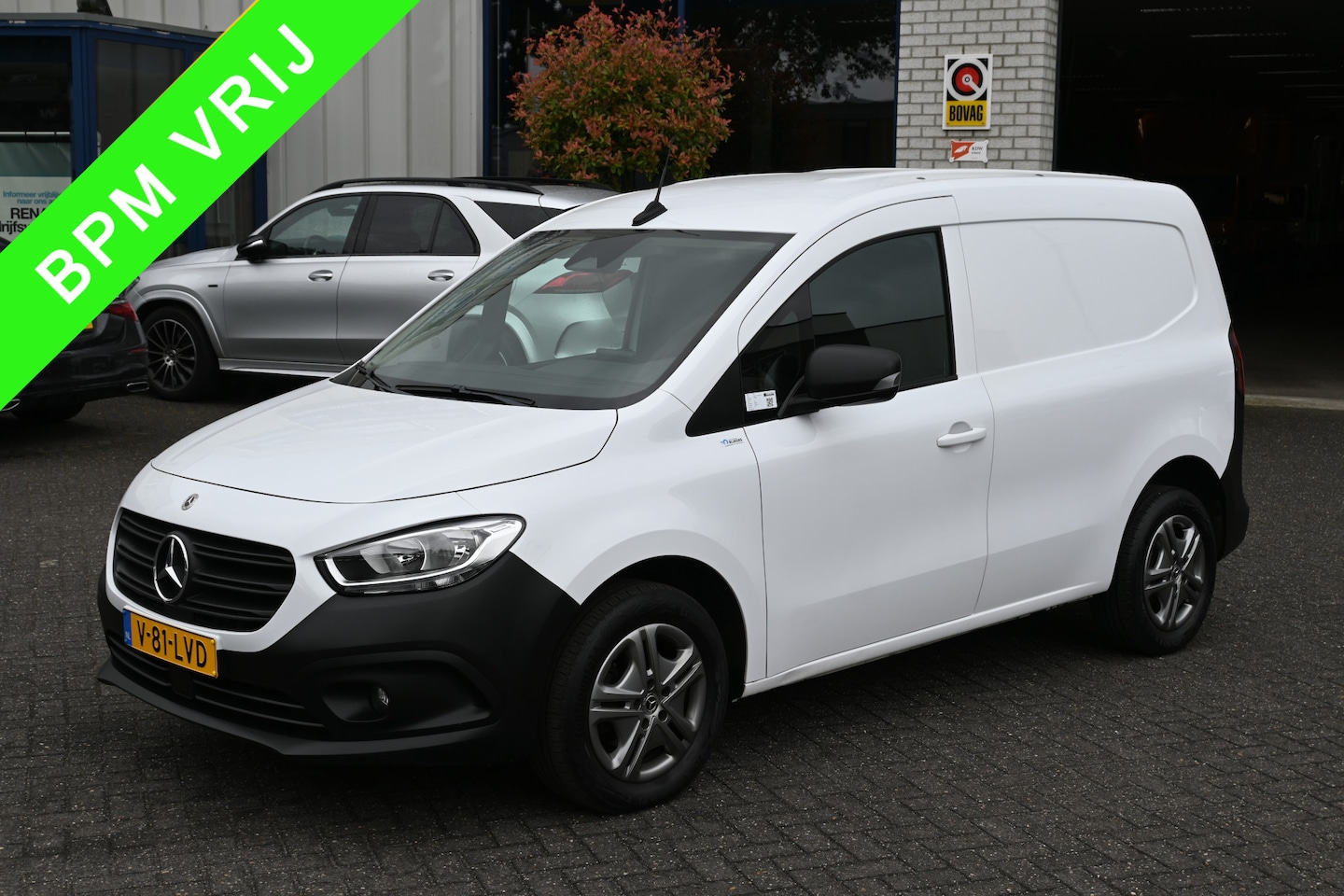 Mercedes-Benz Citan - 110 L1 Pro Benzine MBUX met Smartphone integratiepakket, 2 Zitsbank - AutoWereld.nl