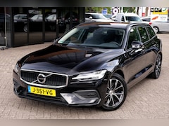 Volvo V60 - 2.0 B3 Momentum Advantage/ACC/PilotAssist/Trekhaak/BLIS/Stuurwielverwarming
