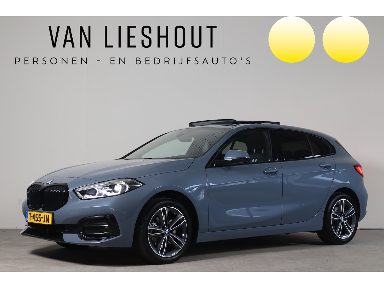 BMW 1-serie - 118i Introduction Edition NL-Auto!! Pano I Stoelverwarming I Sfeerverlichting - AutoWereld.nl
