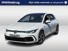 Volkswagen Golf - 1.5 eTSI 150pk R-Line DSG Automaat / Panorama dak / Navigatie / LM 18 inch / Camera / Park