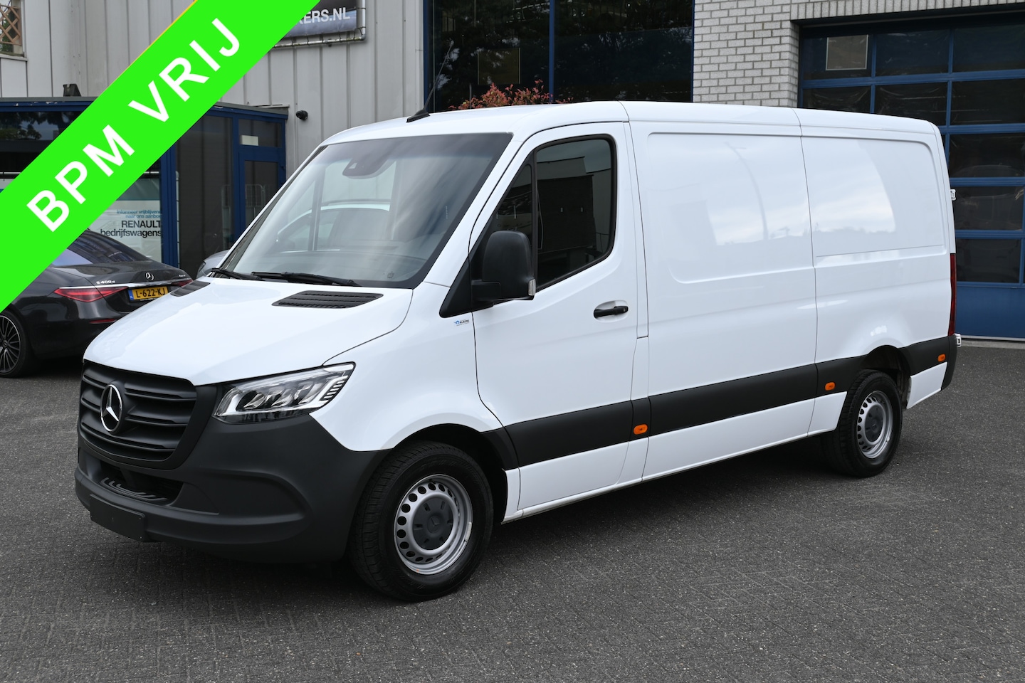 Mercedes-Benz Sprinter - 316 CDI L2H1 RWD 3500kg Trekhaak, Led, MBUX met camera, Dodehoek assyst, Brake assyst, - AutoWereld.nl