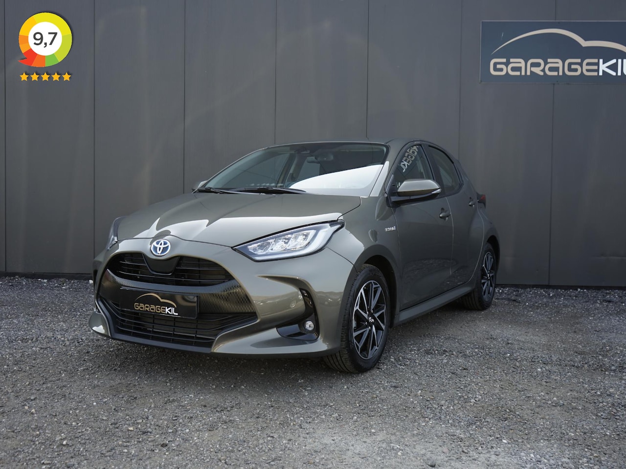Toyota Yaris - 1.5 Hybrid Team D dealer onderh. / 1ste eigenaar / Camera / Keyless / 16'' LM velgen / LED - AutoWereld.nl