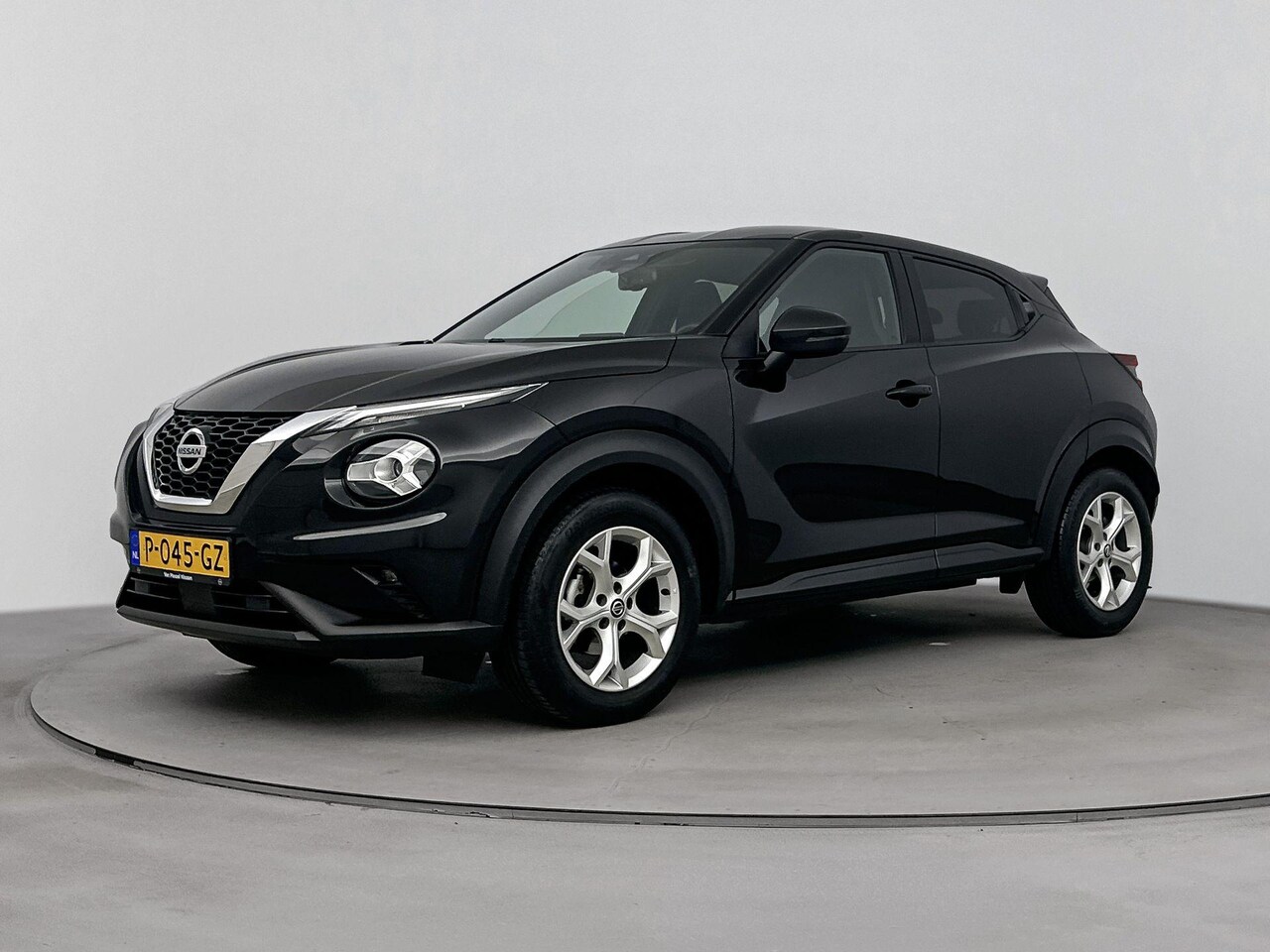 Nissan Juke - 1.0 DIG-T N-Connecta 114PK | Automaat | Trekhaak | Navigatie | Stoel- en Voorruitverwarmin - AutoWereld.nl