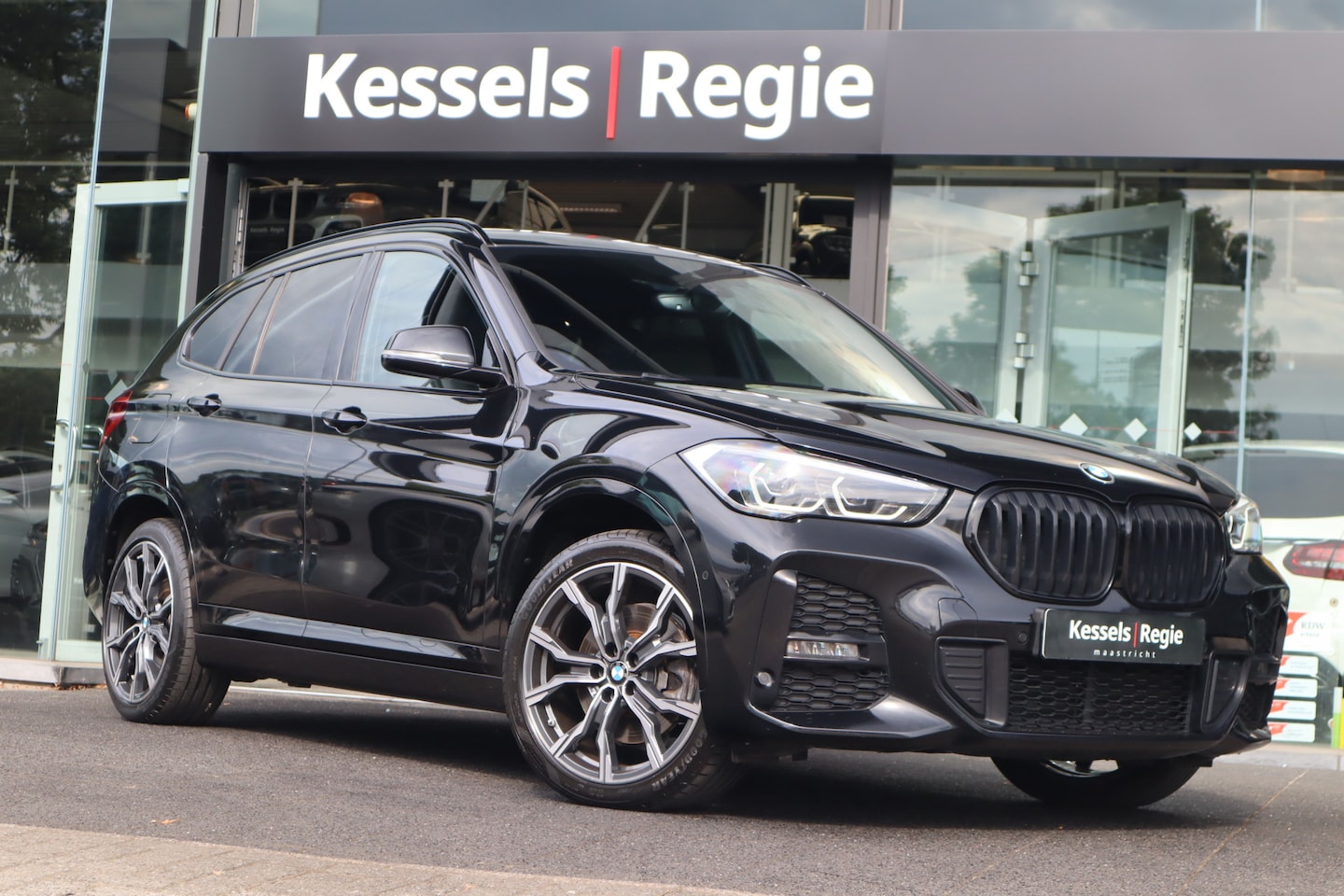 BMW X1 - xDrive25e M-sport ACC Camera Leer Navi Afn.trekhaak - AutoWereld.nl