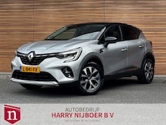 Renault Captur - 1.3 TCe 140 Intens Afnb. Trekhaak / Camera / Navigatie / Cruise