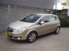 Opel Corsa - 1.2-16V Enjoy 5 Deurs Airco Stuurbekrachtiging CV Elektrische Ramen en Spiegels LMV NL Aut