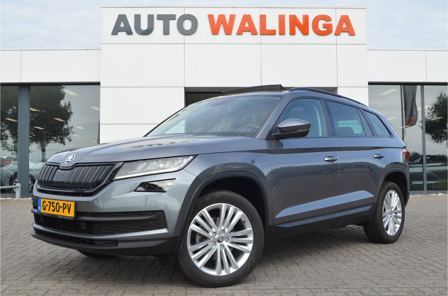 Skoda Kodiaq - 1.5 TSI Business Pano | Trekhaak elektr | Leer / Alcantara | CANTON | a.Camera | Carplay | - AutoWereld.nl