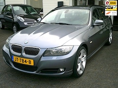 BMW 3-serie Touring - 325d Luxury Line (Aut./schuifdak/trekhaak)
