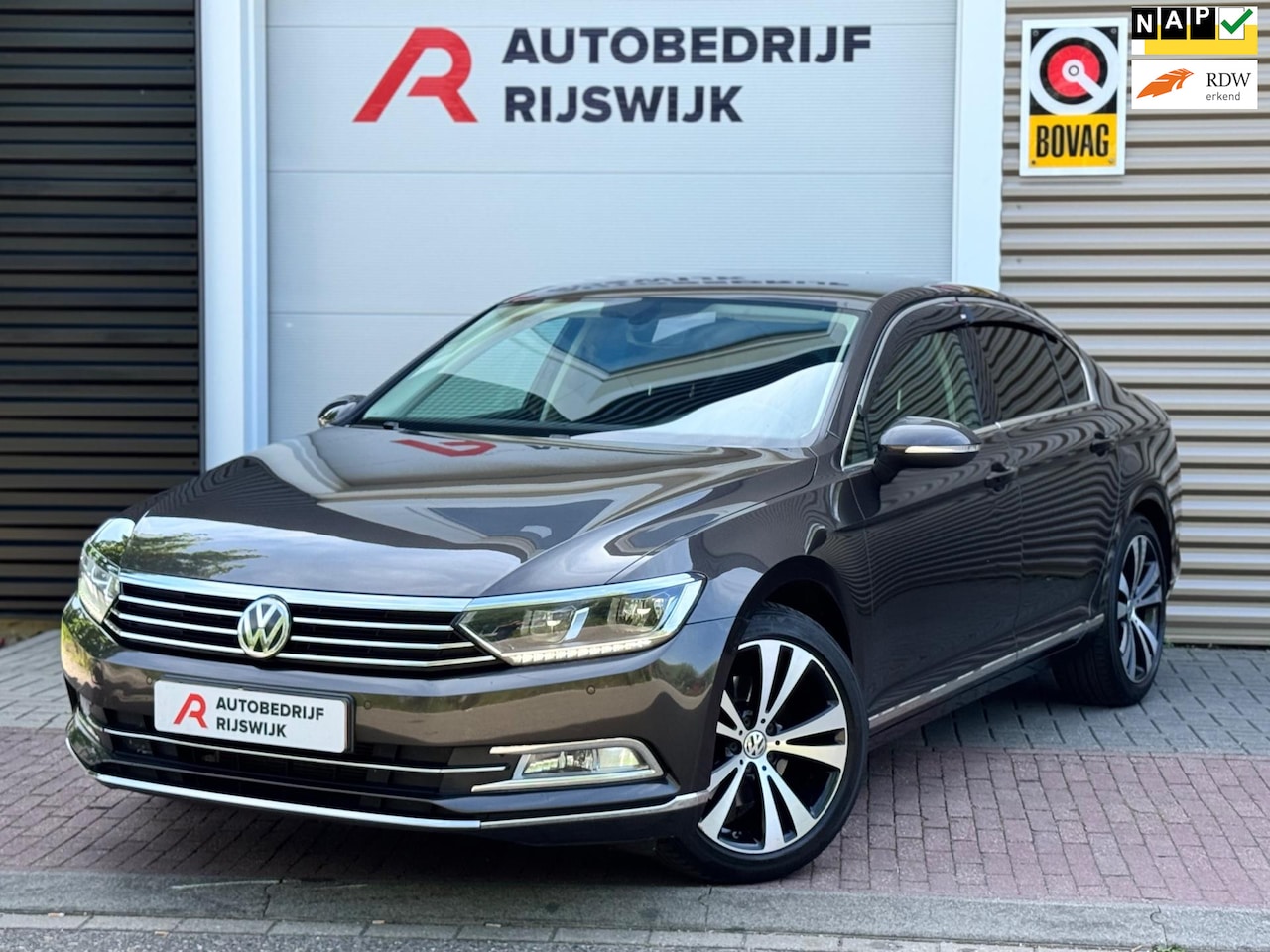 Volkswagen Passat - 1.4 TSI Comfortline AppleCarPlay/Camera/Keyless - AutoWereld.nl