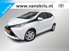 Toyota Aygo - 1.0 VVT-i x-play, Navi, Parkeercamera, Bluetooth