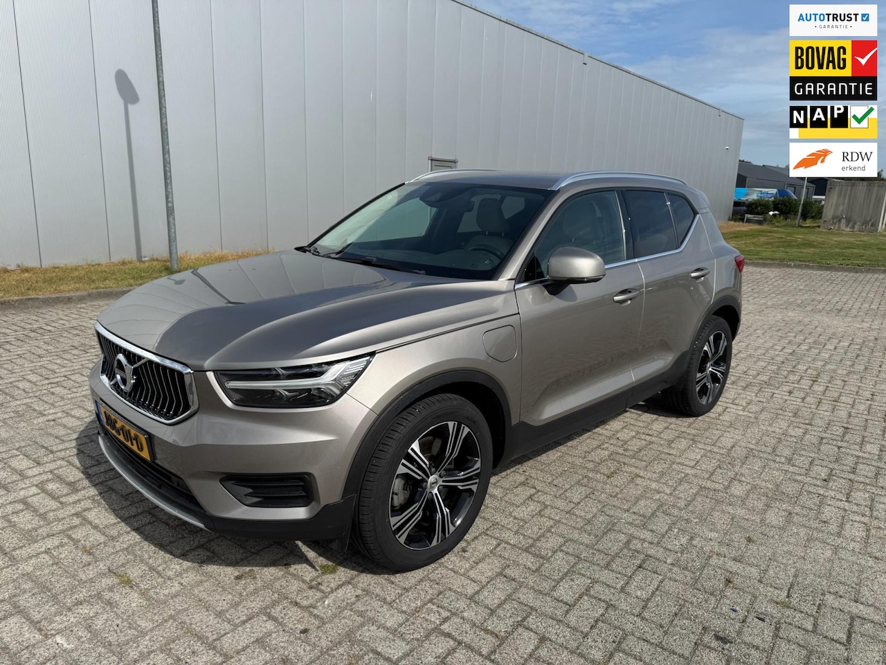 Volvo XC40 - 1.5 T4 Recharge Inscription 1.5 T4 Recharge Inscription ,Automaat, Leren bekleding - AutoWereld.nl
