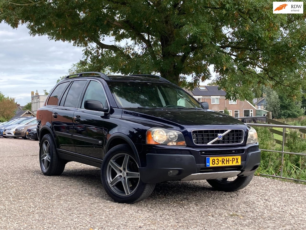 Volvo XC90 - 2.4 D5 Exclusive | 7-Persoons + Cruise + Clima Nu € 3.975,-!!! - AutoWereld.nl