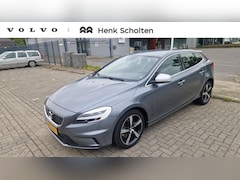 Volvo V40 - 2.0 T4 Business Sport Verwarmbare voorstoelen | Leder/Alacantara bekleding | Navigatie | P