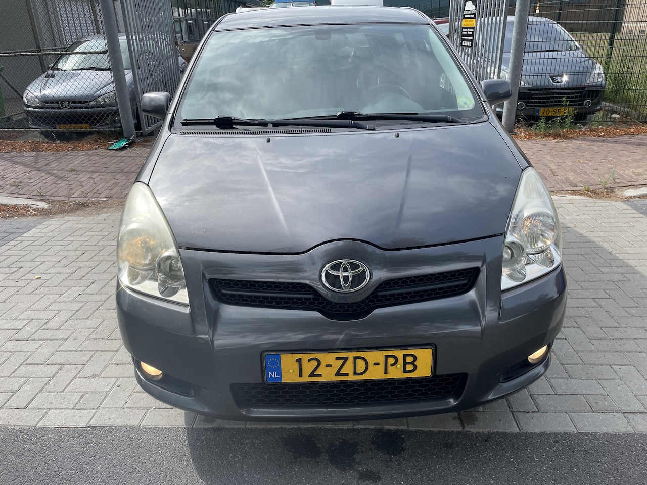 Toyota Verso - 1.8 VVT-i Luna Zeer mooie Toyota zonder mankementen alles werkt - AutoWereld.nl