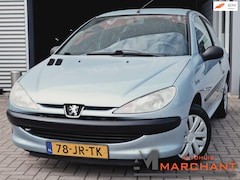Peugeot 206 - 1.4 XR APK Nieuw