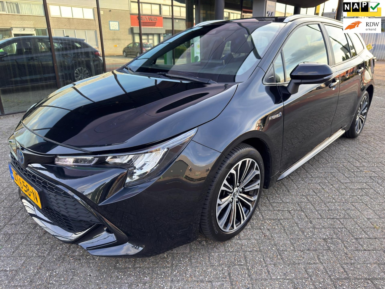 Toyota Corolla Touring Sports - 2.0 Hybrid / Camera / LED / Xenon / PDC - AutoWereld.nl