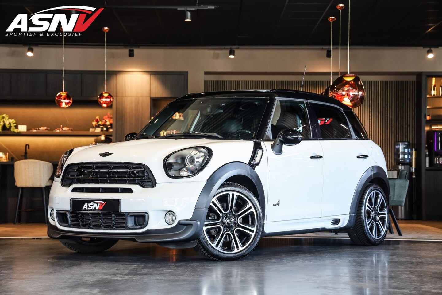 MINI Countryman - 1.6 Cooper S ALL4 Chili 1.6 Cooper S ALL4 Chili, 190 PK, JCW/Exterieur, Pano/Dak, Sportstoel, Harman/Kardon, Navig - AutoWereld.nl