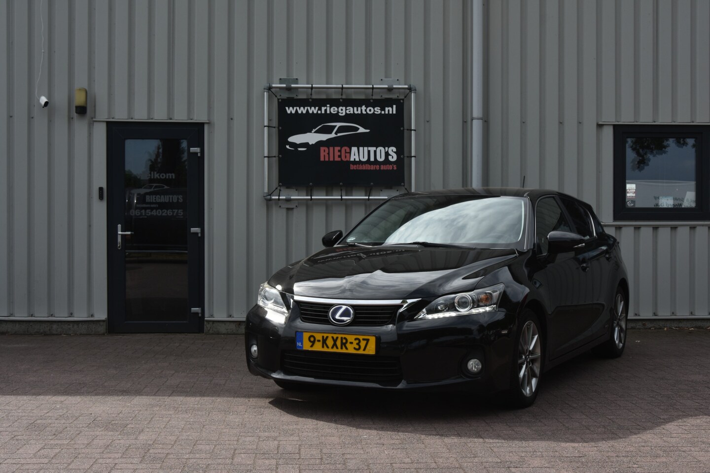 Lexus CT 200h - Business Style. Camera, Dealer onderhouden! - AutoWereld.nl