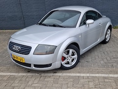Audi TT - 1.8 5V Turbo / 179PK / Airco / Stoelverwarming