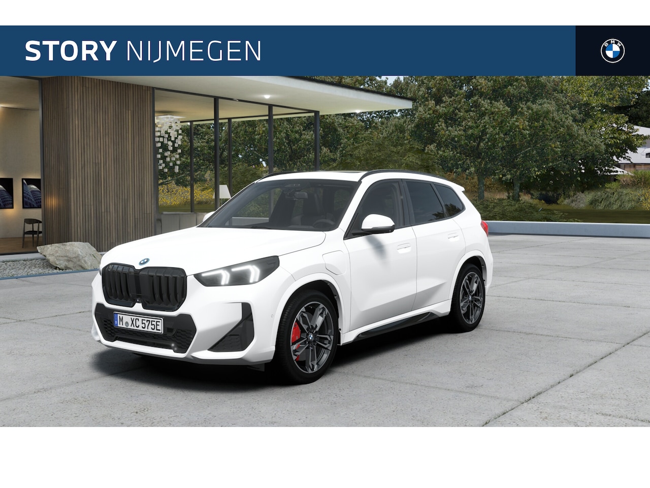 BMW X1 - xDrive25e High Executive M Sporrt Automaat / Panoramadak / Sportstoelen / Stoelverwarming - AutoWereld.nl