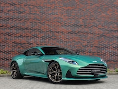 Aston Martin V8 Coupé - DB12 4.0 | Iridiscent Emerald - Oxford Tan