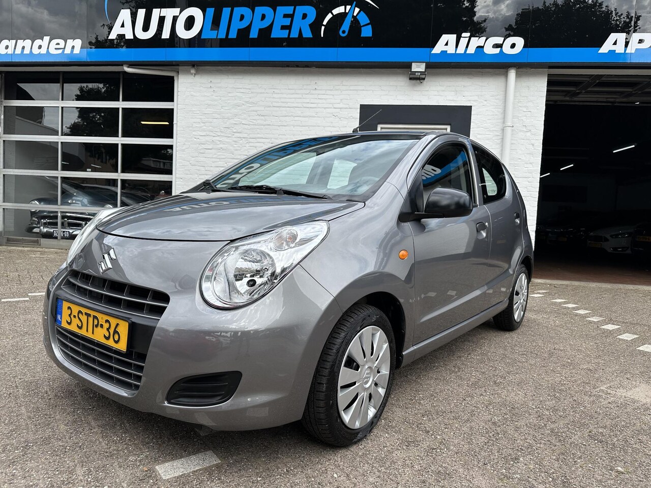 Suzuki Alto - 1.0 Comfort EASSS /Airco/Nieuwe apk bij aflevering/All season banden - AutoWereld.nl