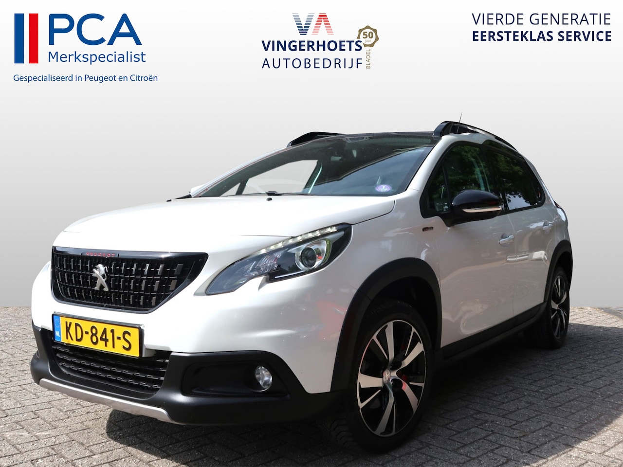 Peugeot 2008 - 130 Pk. Benzine * GT-line * Super Compleet * Navigatie * 1/2 Leder * L.M. Velgen * Panoram - AutoWereld.nl