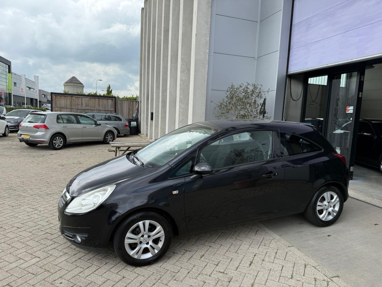 Opel Corsa - 1.4-16V Business NAP! 1E EIG! INRUIL MOGELIJK! - AutoWereld.nl