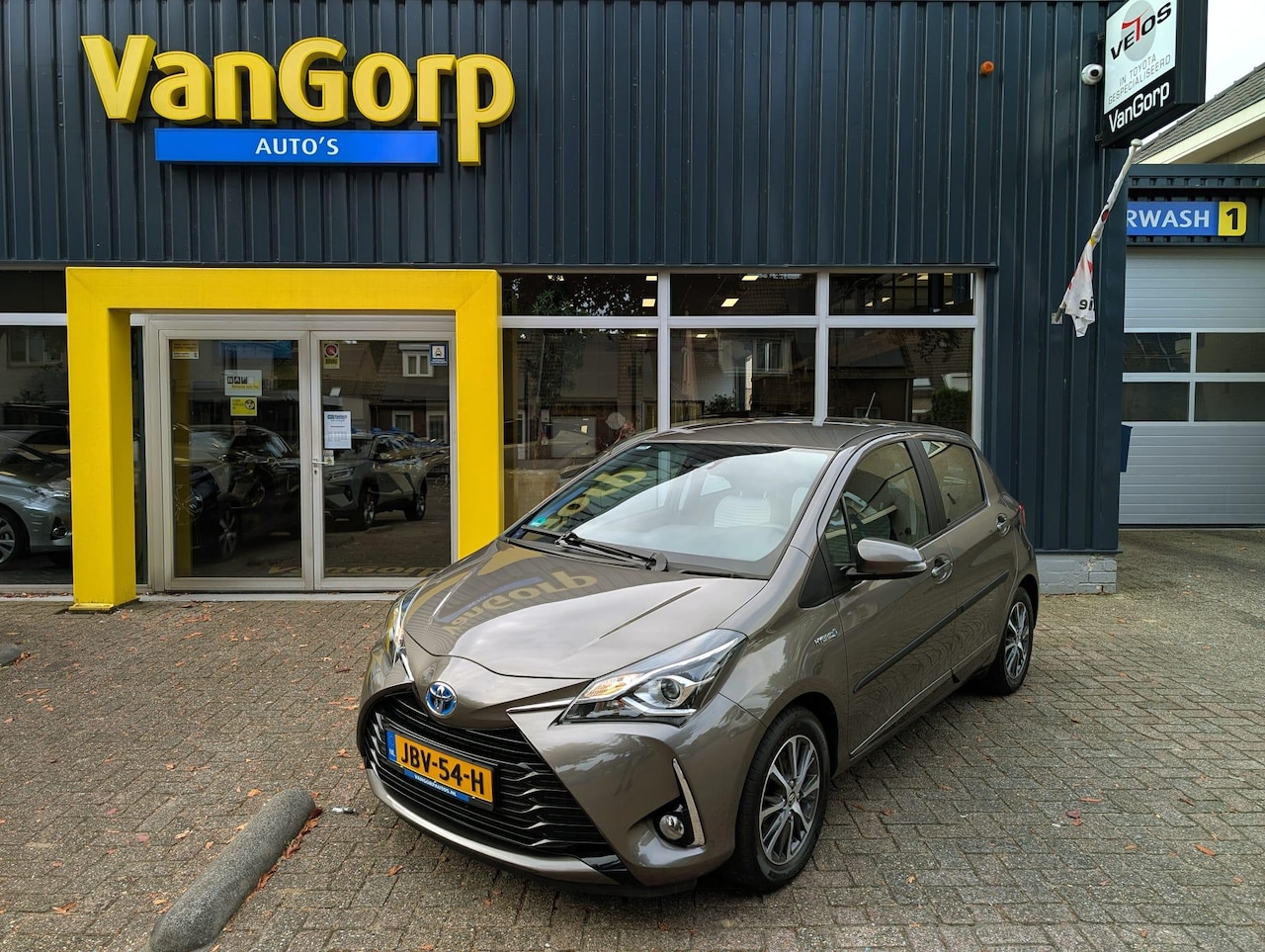 Toyota Yaris - 1.5 Hybrid Aspiration All-in prijs! - AutoWereld.nl