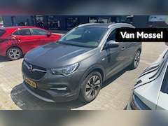 Opel Grandland X - 1.2 Turbo Business Executive | Navi | Apple-Android Carplay | Stoelverwarming |