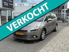 Peugeot 5008 - 1.6 HDiF ST 7p.NAVIGATIE