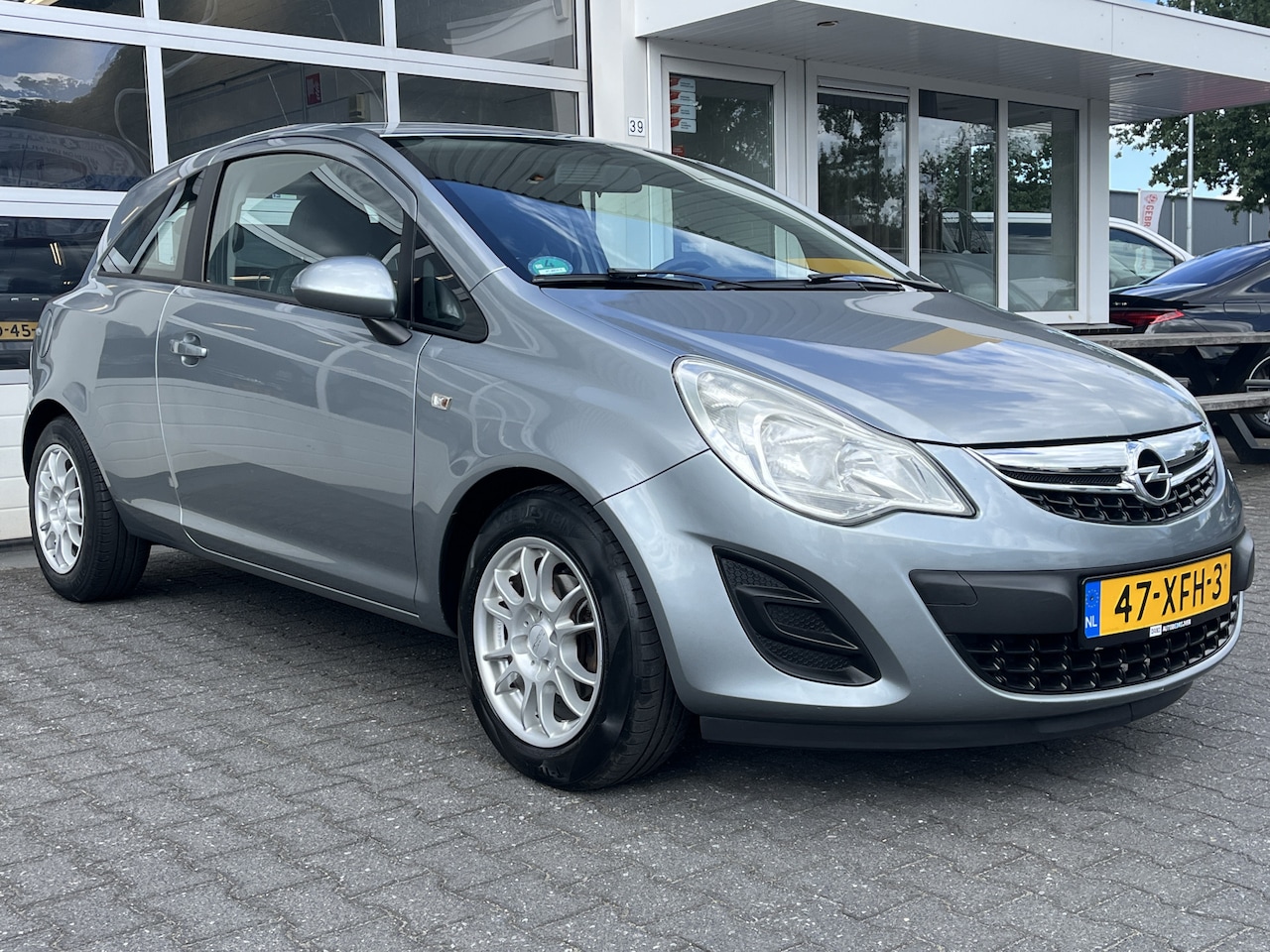 Opel Corsa - 1.2 EcoFlex Cosmo LPG Cruise control Trekhaak incl. nieuwe apk - AutoWereld.nl
