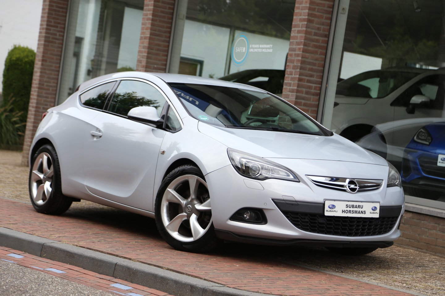 Opel Astra GTC - 1.4 Turbo Sport Leer Xenon - AutoWereld.nl