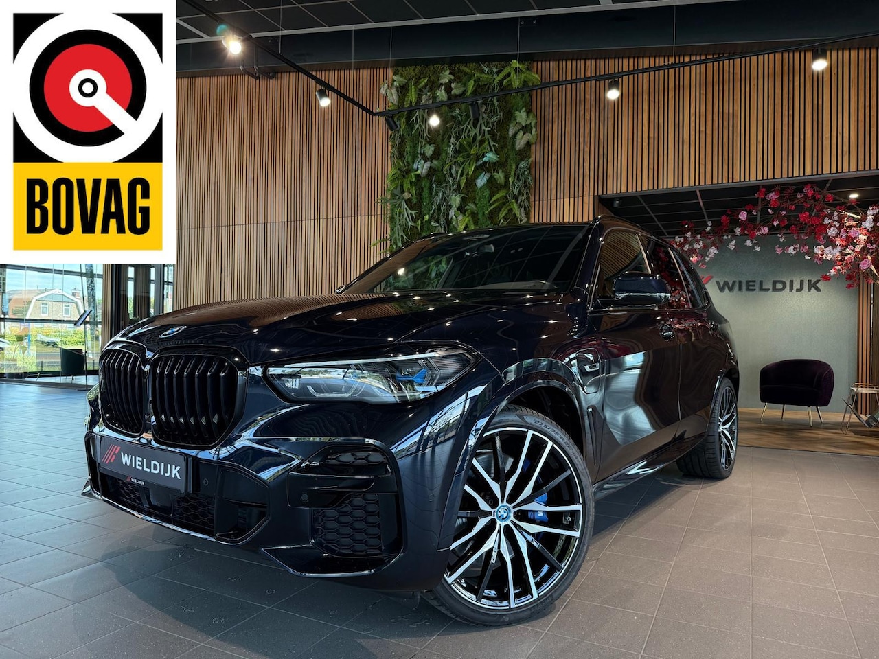 BMW X5 - xDrive45e High Executive M-sport Pano - AutoWereld.nl