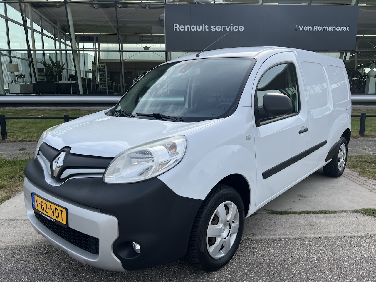 Renault Kangoo - 1.5 dCi 90 Energy Maxi L2 Dealer onderhouden Comfort / Airco / Spiegels inklapbaar / Lage - AutoWereld.nl