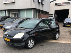 Ford Fiesta - 1.25-16V Celebration Keurig nette Fiesta met een Apk t/m 27-12-2025