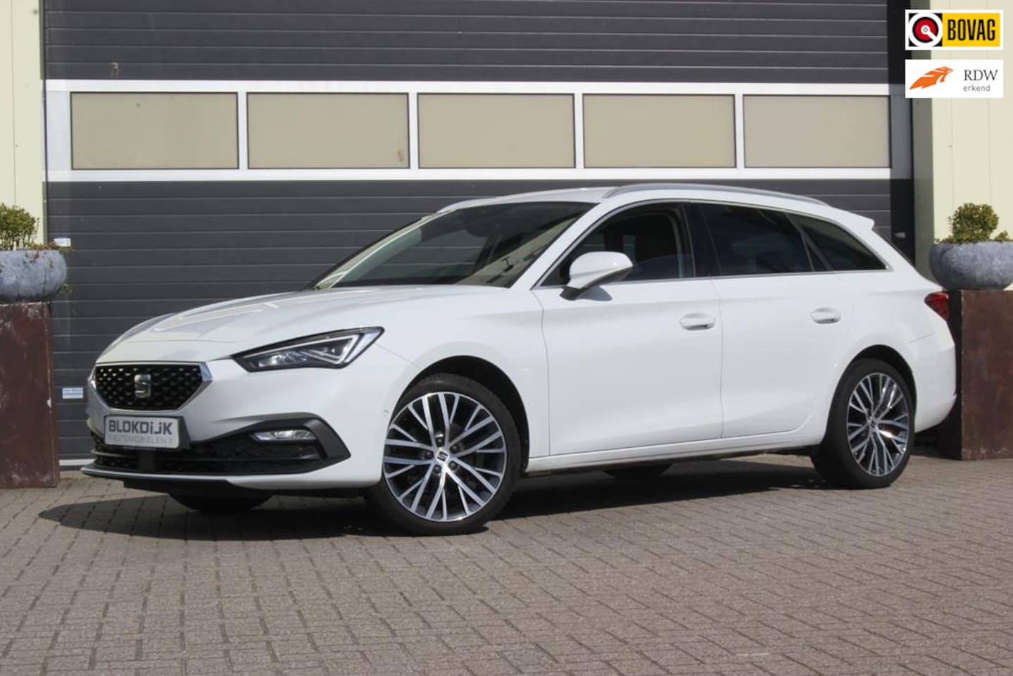 SEAT Leon Sportstourer - 1.5 eTSI ACT Xcellence | Camera | - AutoWereld.nl