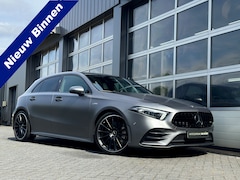 Mercedes-Benz A-klasse - AMG 35 | 4MATIC | 306pk | Matt Grey | Leer | Camera | Elek stoelen | Adapt Cruise | | Kuip