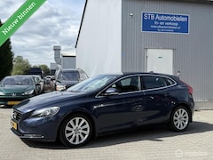 Volvo V40 - 1.6 D2 Summum, Dealer onderhouden, Nieuwe apk